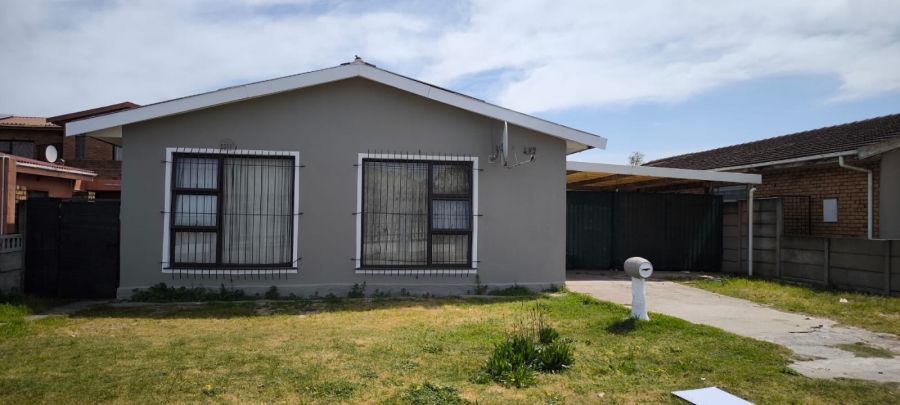 3 Bedroom Property for Sale in Eikendal Western Cape